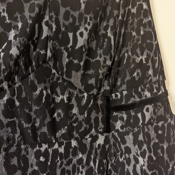 Torrid size 1 animal print dress. - Picture 3 of 6